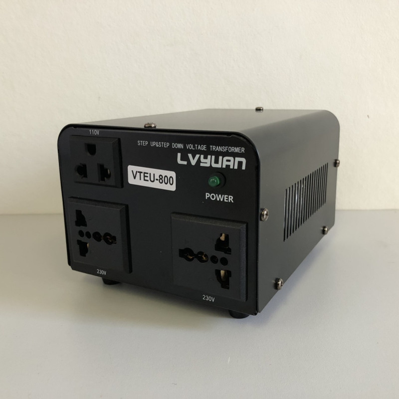 Перетворювач напруги LVYUAN VTEU-800 800VA 110В/220В Перетворювач напруги LVYUAN VTEU-800 800VA 110В/220В